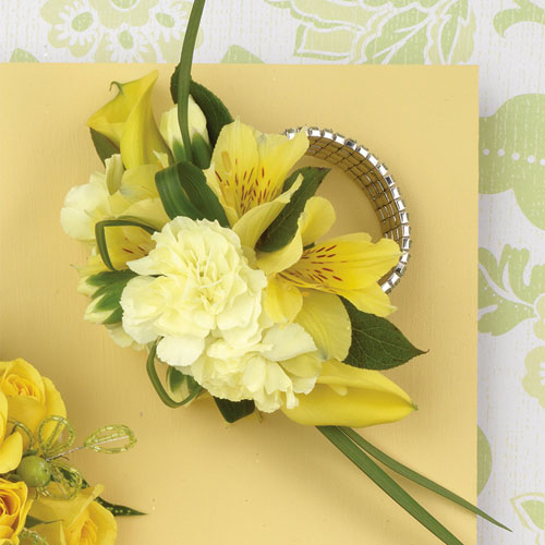 Yellow wrist deals corsage